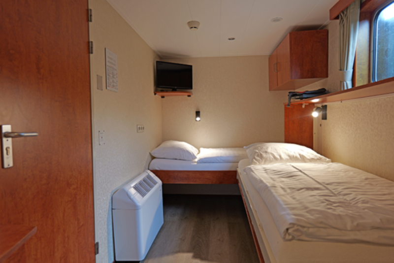 twin cabin lower deck