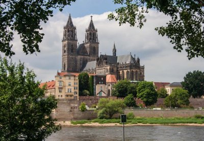 magdeburg along the elbe cycling holiday