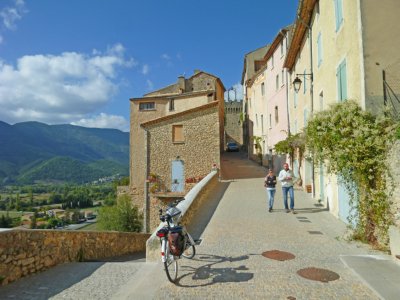 Cycling holiday provence Montbrun-les-bains