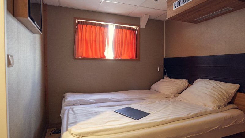 Lower Deck Double Cabin