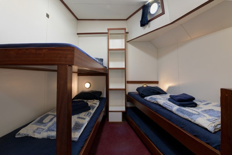 Triple Cabin