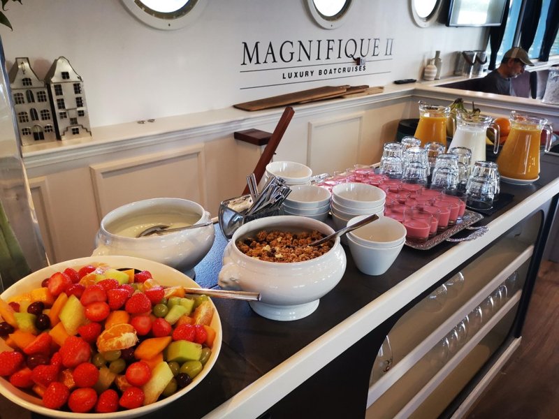 Breakfast buffet