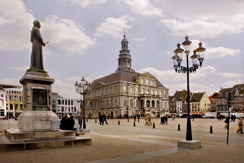 Maastricht, cycling holiday Along the Meuse