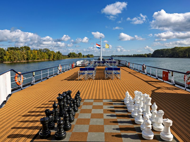 Sundeck