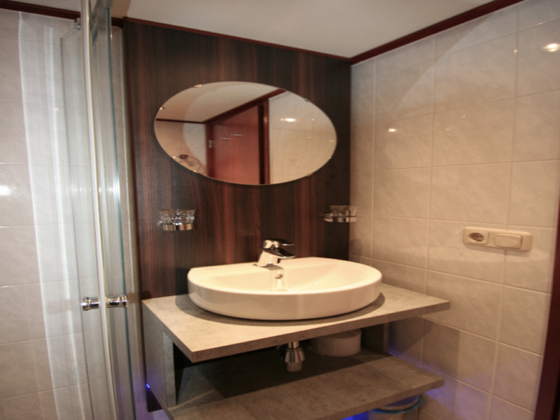 Bathroom Double cabin upper deck